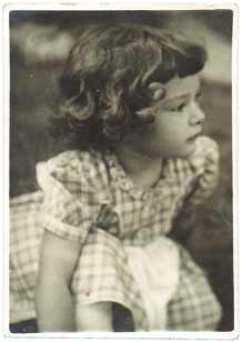 Ros Tennyson as a young girl